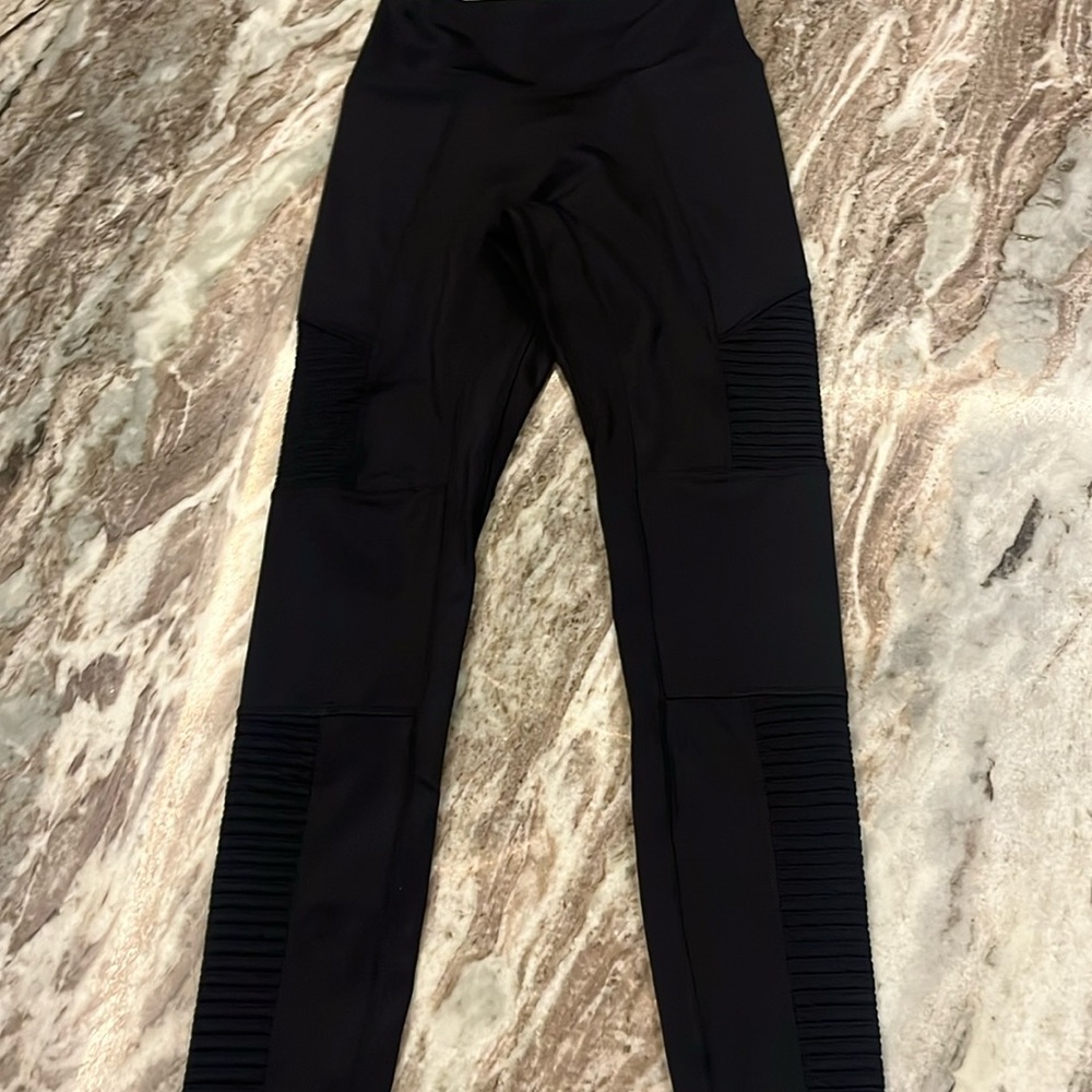 FABLECTICS NEW HIGH WAISTED LEGGINGS